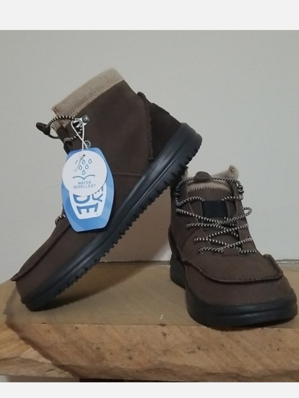NEW! Hey Dude leather Bradley boots Sz 9 NWT